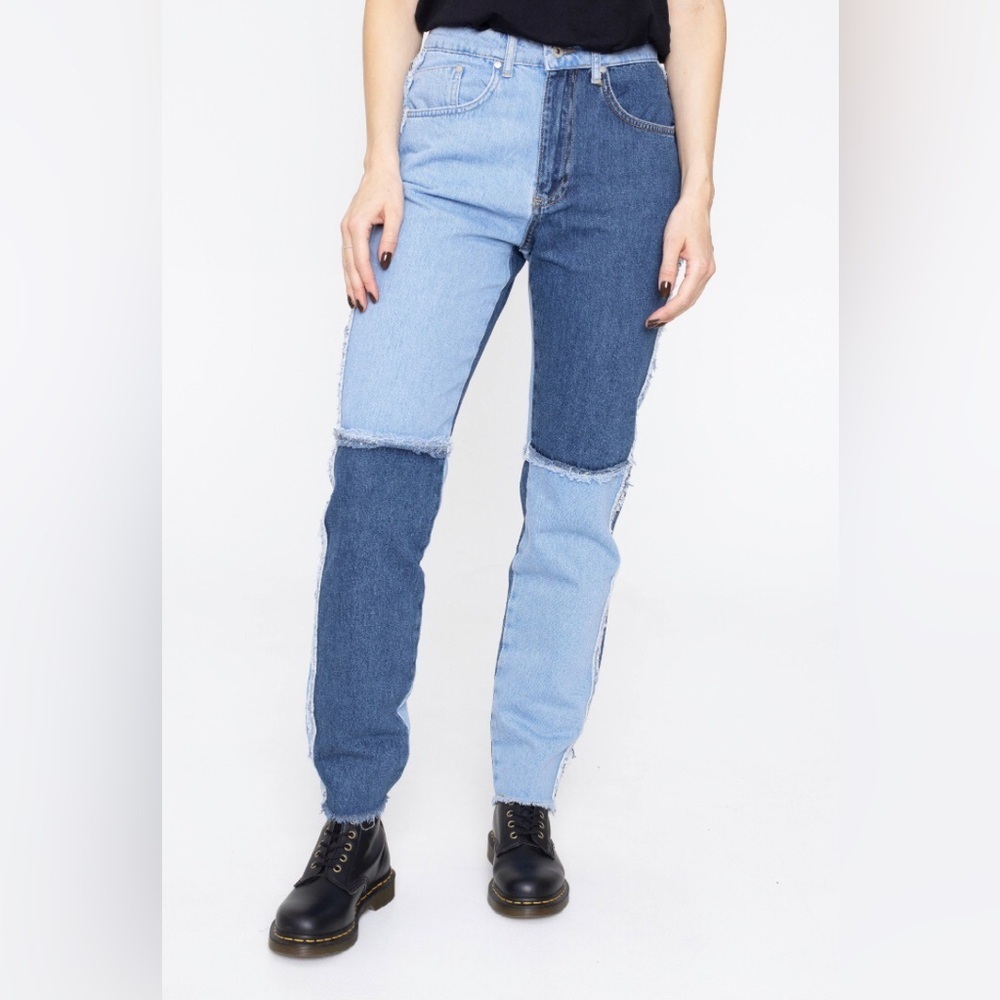 NWT The Ragged Priest Quarter Panel Frayed Mom Colorblock Jeans Size 28